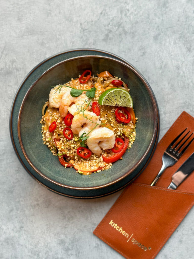 Pad Thai makaronai su krevetėmis